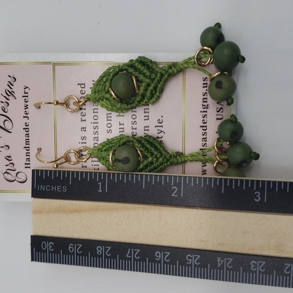 403- Macrame with Acai Seeds Handmade Dangle Earrings NWT - Picture 3 of 3